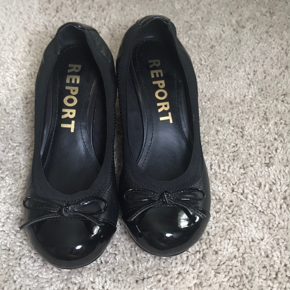 Report, black wedge heel pumps, patent detail